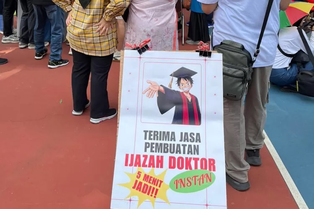 Ijazah Sehari dari Pasar Seni ITB 2025 Realisasi ketika Satir dan Seni Bertemu