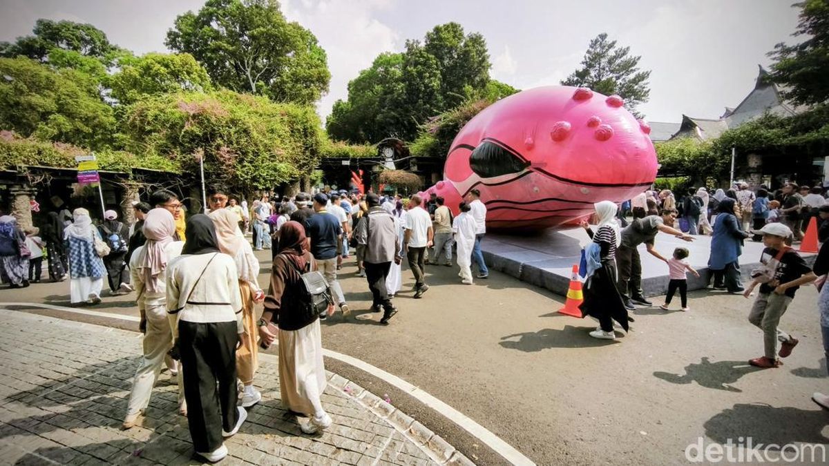 Antara Ekspektasi dan Kenyataan Pasar Seni Institut Teknologi Bandung 2025