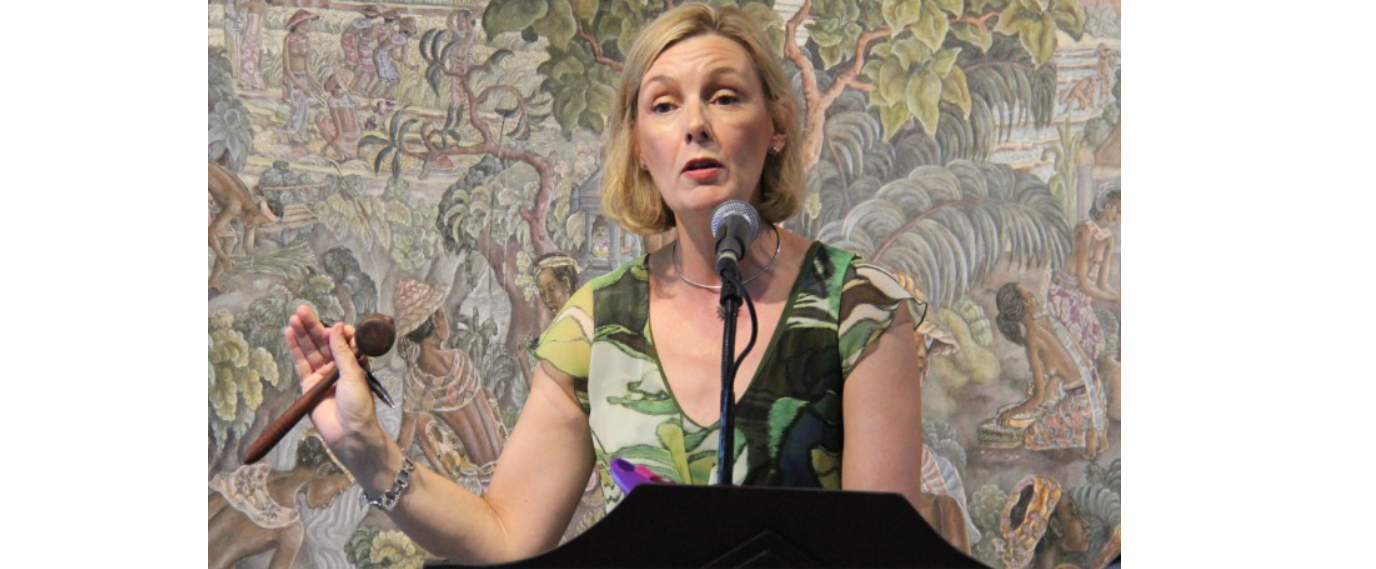 Tradisional, Modern, and Temporary Art: Ruang Pertemuan Seni, Pasar, dan Kolaborasi