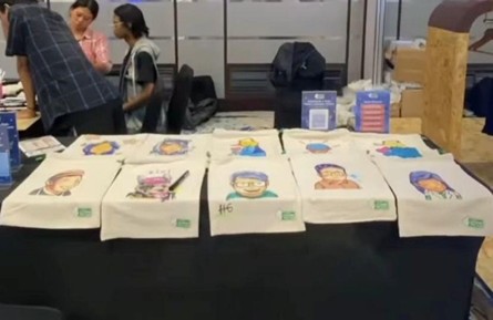 Bank Mandiri Gandeng Hokgstudio Hadirkan Experience Painting di LivinFest 2025