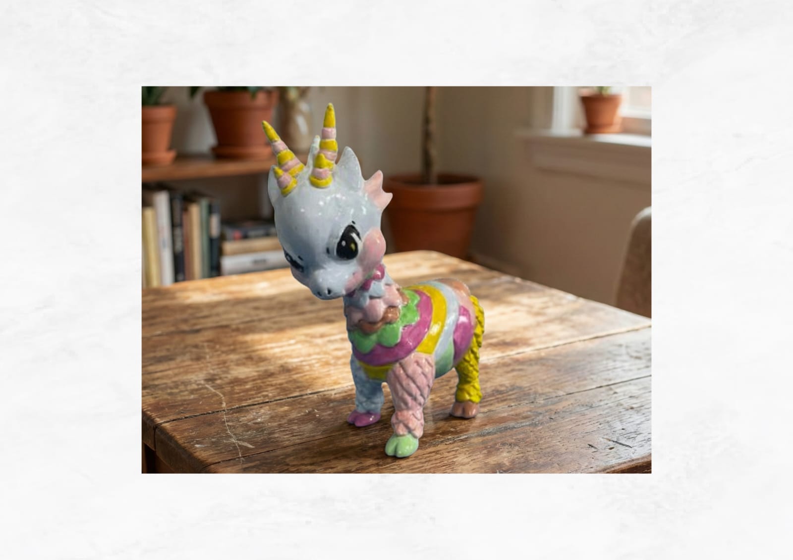 Warak Ngendog Art Toys: Ikon Semarang yang Siap Dilelang