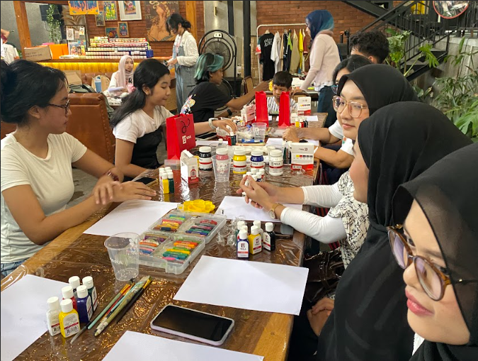 Workshop “Exit The Loops” di Amoora Cafe Hadirkan Terapi Seni dan Puzzle Painting oleh Arief Hadinata